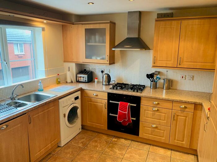 2 Bedroom House To Rent In Filton Avenue, Horfield, Bristol, BS7