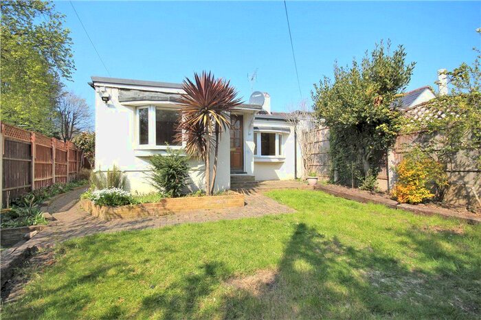 3 Bedroom Bungalow To Rent In Middle Hill, Egham, Surrey, Uk, TW20