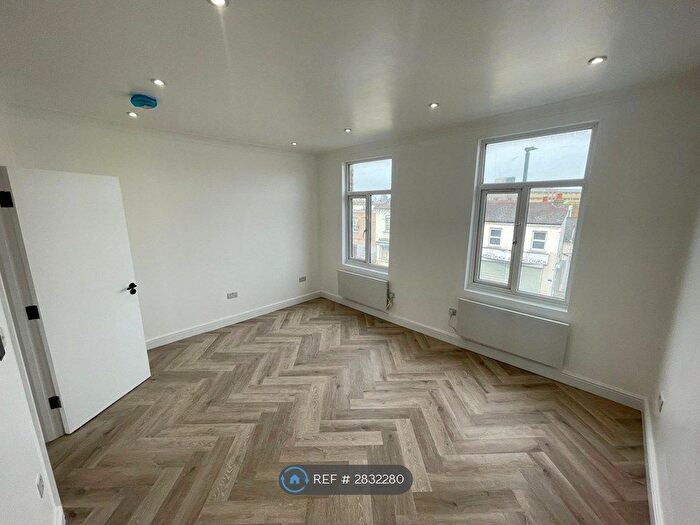 2 Bedroom Flat To Rent In Barking Road, London, E13