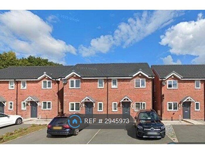 3 Bedroom Semi-Detached House To Rent In Red Bank Close, Manchester, M26