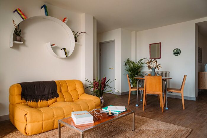 1 Bedroom Flat To Rent In The Eades, Selborne Road, London, E17