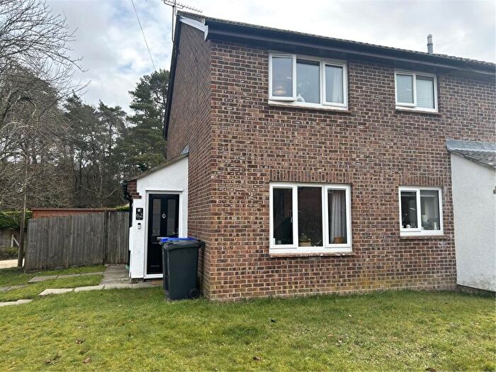 1 Bedroom End Of Terrace House To Rent In Windwhistle Way, Alderbury, Salisbury, Wiltshire, SP5