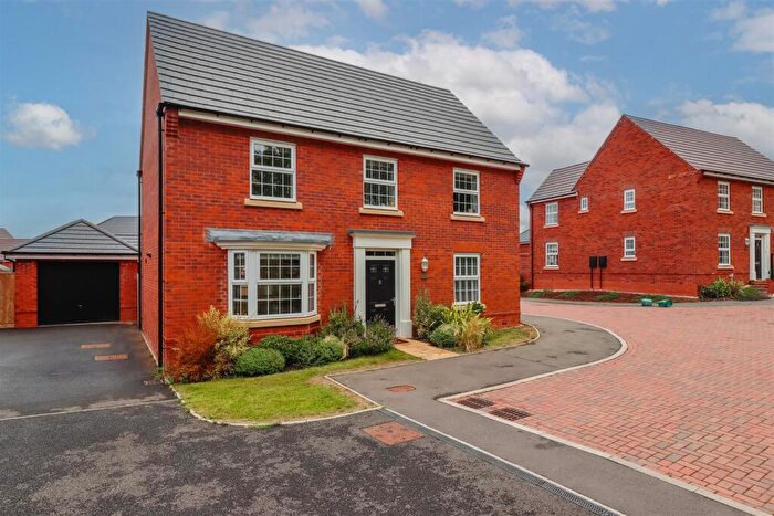 4 Bedroom Detached House For Sale In Furnace Fields, Bishops Itchington, Southam, CV47
