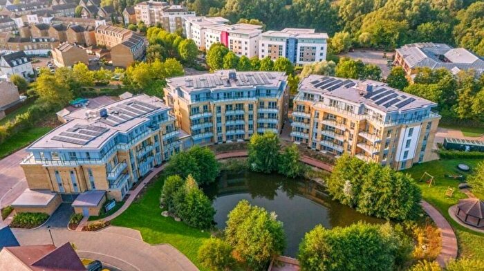 1 Bedroom Flat For Sale In Vesta House, Roman Way, Beckeham, BR3