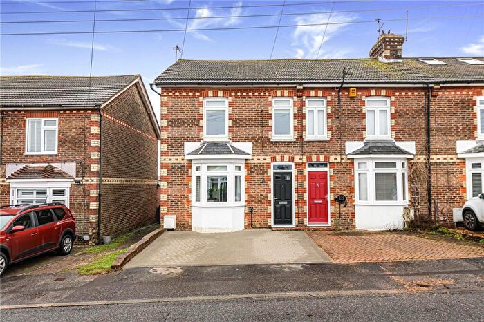 3 Bedroom End Of Terrace House For Sale In Mill Road, Burgess Hill, West Sussex, RH15