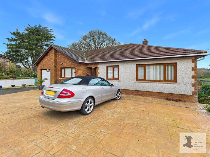 4 Bedroom Detached Bungalow For Sale In St. Dogmaels Road, Cardigan, SA43