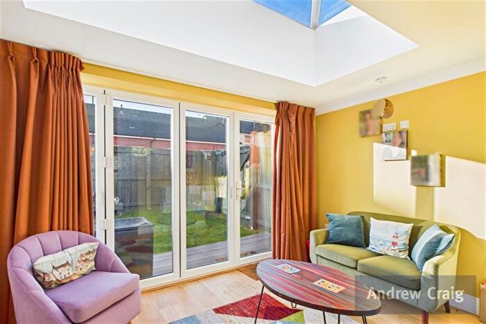 3 Bedroom Town House For Sale In Bents Park Road, South Shields, NE33