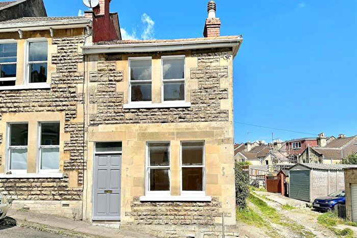 2 Bedroom House To Rent In Queenwood Avenue, Bath, BA1