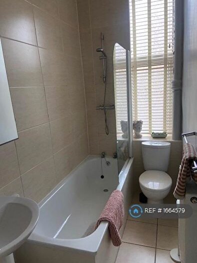 1 Bedroom Flat To Rent In Canaan Lane, Edinburgh, EH10