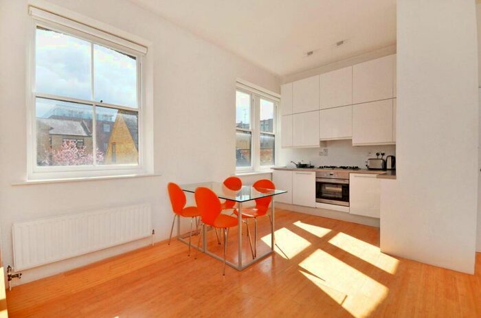 1 Bedroom Flat To Rent In Hackney Road, Bethnal Green, London, E2
