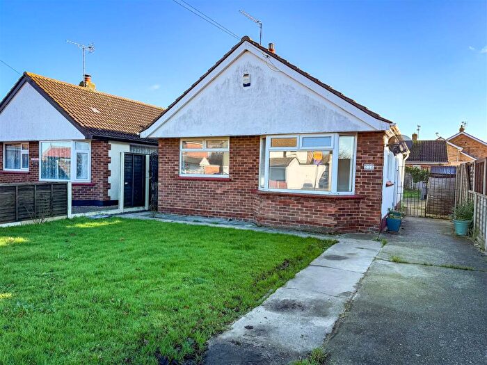 2 Bedroom Detached Bungalow To Rent In Thorpe Road, Great Clacton, CO15