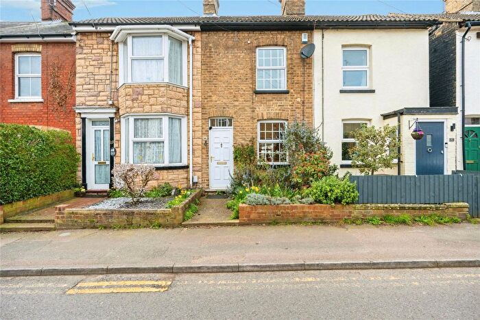 2 Bedroom Terraced House For Sale In Plantation Road, Leighton Buzzard, Bedfordshire, LU7