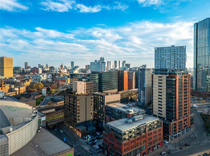 3 Bedroom Apartment For Sale In One Victoria, Great Ducie Street, Manchester, Greater Manchester, M3