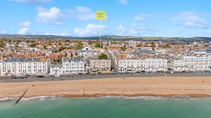 3 Bedroom Flat To Rent In Marine Parade, Worthing, BN11