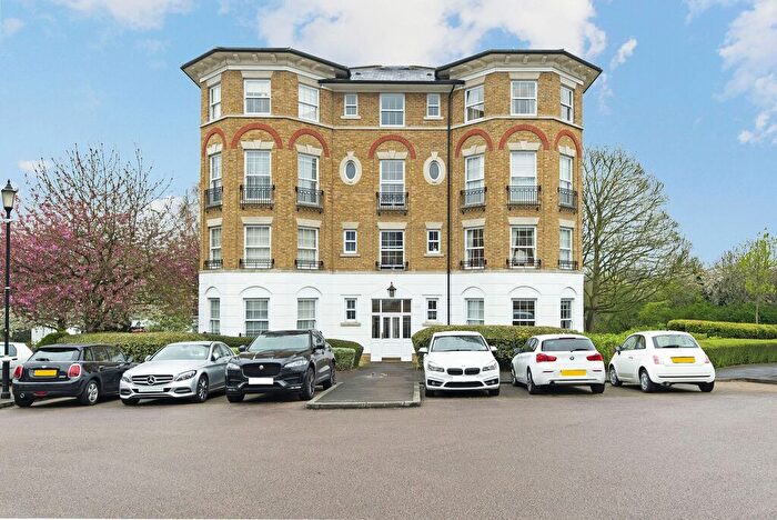 2 Bedroom Flat To Rent In Southlands Drive, SW19