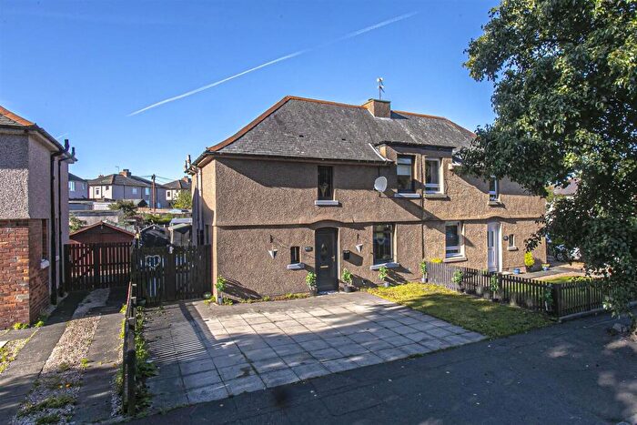 3 Bedroom Semi-Detached House For Sale In Malcolm Street, Dunfermline, KY11