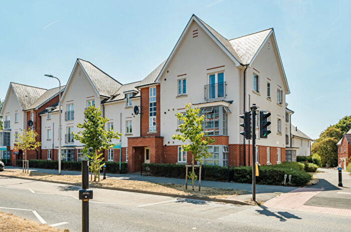 2 Bedroom Apartment For Sale In William Heelas Way, Wokingham, Berkshire, RG40