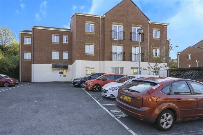 1 Bedroom Flat To Rent In Edith Mills Close, Neath, SA11