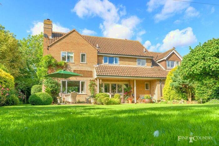 4 Bedroom Detached House For Sale In Ridlington, LE15