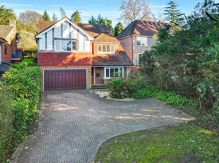 5 Bedroom Detached House For Sale In Harestone Hill, Caterham, CR3