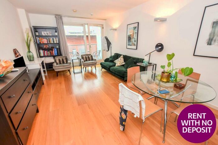 2 Bedroom Flat To Rent In Lumiere Building, City Road East, Southern Gateway, Manchester, M15