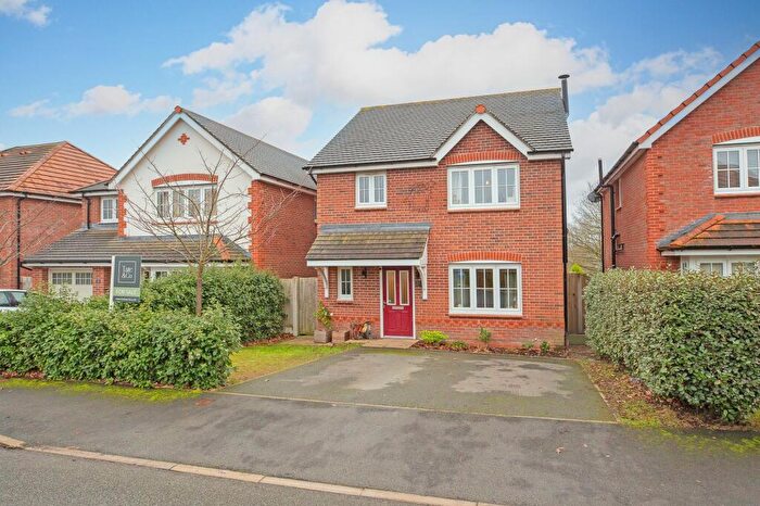 3 Bedroom Detached House For Sale In Poppy Field Road, Northop Hall, CH7