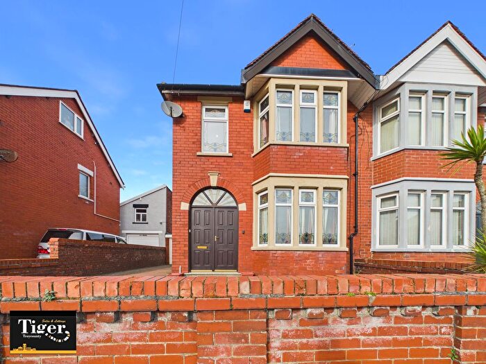 3 Bedroom Semi Detached House For Sale In Burgess Avenue, Blackpool, FY4