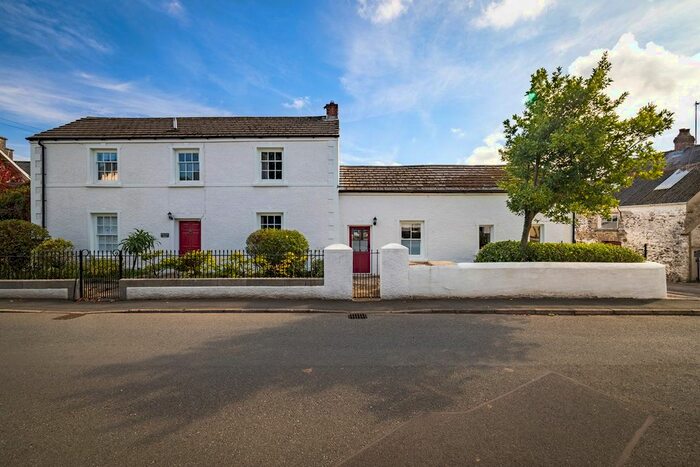 3 Bedroom Detached House For Sale In Cosheston, Pembroke Dock, SA72