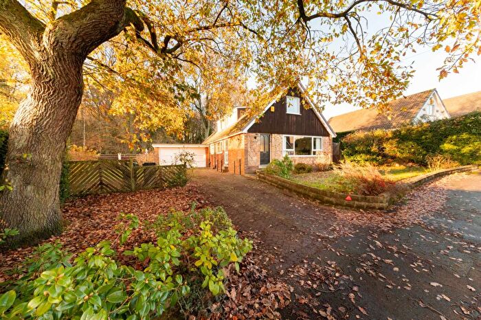 4 Bedroom Detached House For Sale In Oakleigh, Greenside, Denby Dale, HD8