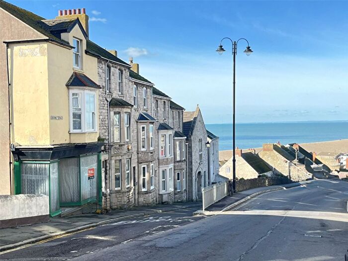 1 Bedroom Flat For Sale In Osborne Terrace, Fortuneswell, Portland, Dorset, DT5