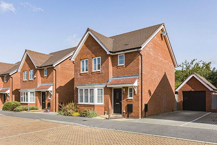 3 Bedroom Detached House For Sale In Hayward Bridge Road, Stadhampton, OX44