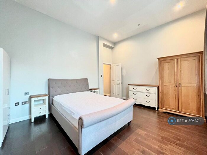 1 Bedroom Flat To Rent In Regan Way, London, N1