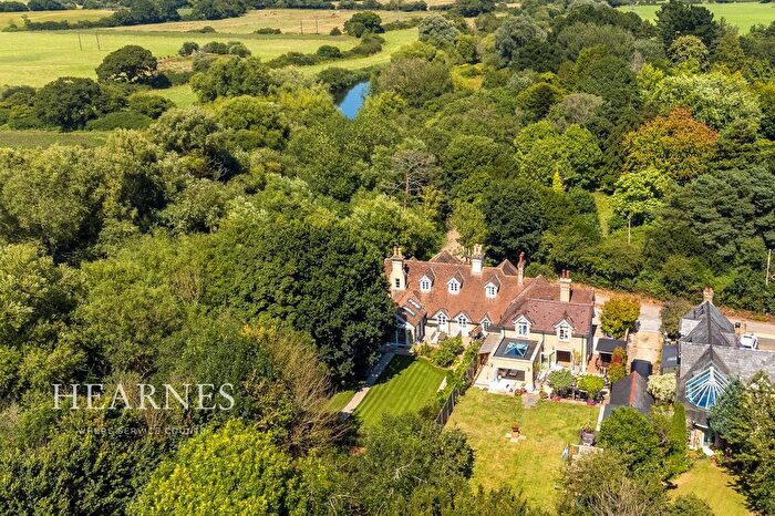 4 Bedroom Property For Sale In Muscliffe Lane, Muscliff, Bournemouth, BH9