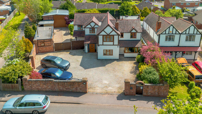 4 Bedroom Detached House For Sale In Rectory Road Arley Coventry, Warwickshire, CV7