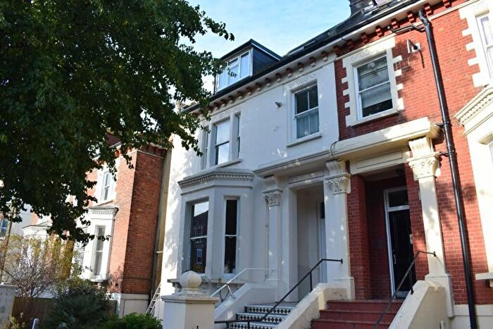 1 Bedroom Maisonette To Rent In Clarendon Villas, Hove, East Sussex, ., BN3