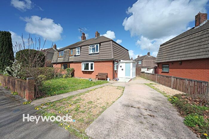 4 Bedroom Semi Detached House For Sale In Izaac Walton Way, Madeley, CW3