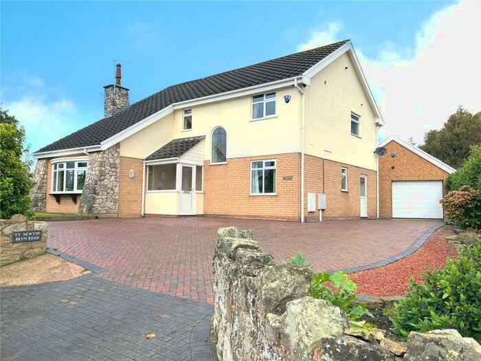 4 Bedroom Detached House For Sale In Brynybaal, Mold, Flintshire, CH7