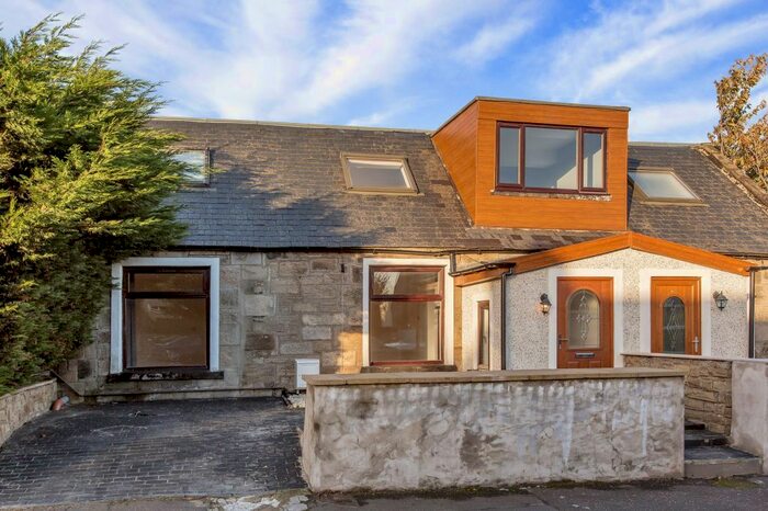 3 Bedroom Semi-Detached House For Sale In 27A, Bridge Street, Newbridge, Edinburgh EH28