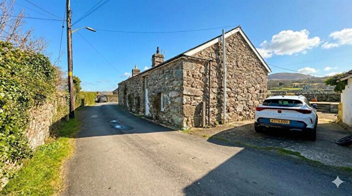 3 Bedroom Property For Sale In Dyffryn Ardudwy, LL44