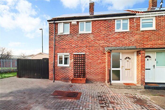 2 Bedroom End Of Terrace House For Sale In Tanfield Gardens, South Shields, Tyne And Wear, NE34