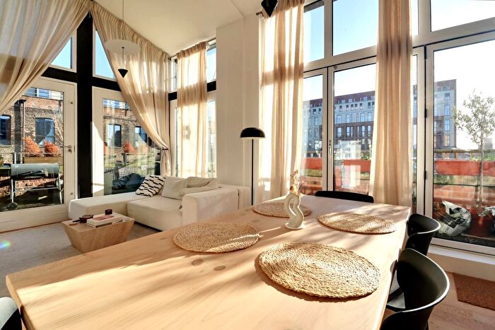 3 Bedroom Flat To Rent In Sand Warehouse, Britannia Mills, Hulme Hall Road, Manchester, M15