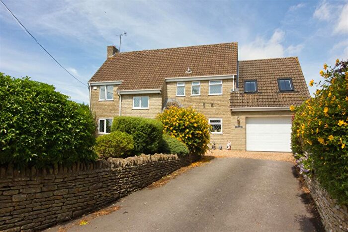 6 Bedroom House For Sale In Fourways, Alderton, SN14