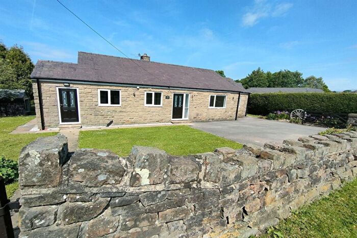 3 Bedroom Detached Bungalow For Sale In Chapel-En-Le-Frith, High Peak, SK23