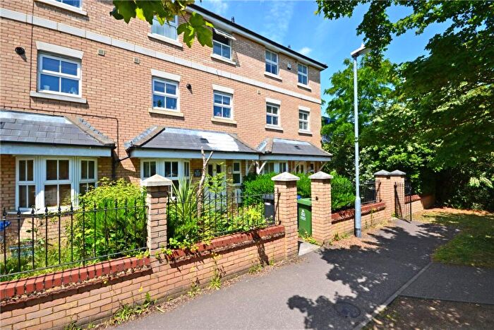 3 Bedroom End Of Terrace House To Rent In Rustat Road, Cambridge, CB1
