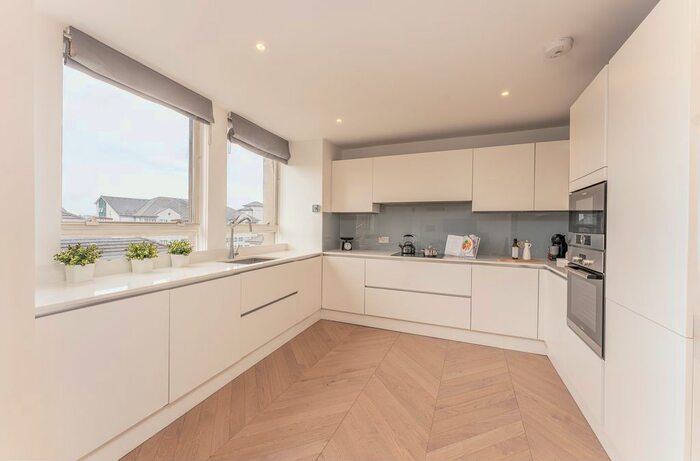 2 Bedroom Flat For Sale In Park Lorne, Park Road, St Johns Wood, NW8