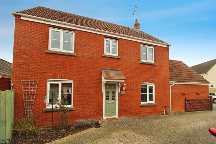 4 Bedroom Detached House For Sale In Porth Close, Swindon, SN25