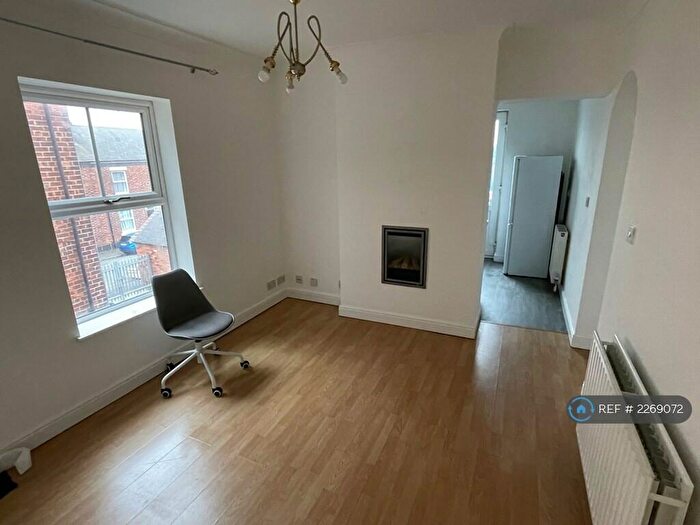 1 Bedroom Flat To Rent In Edleston Road, Crewe, CW2