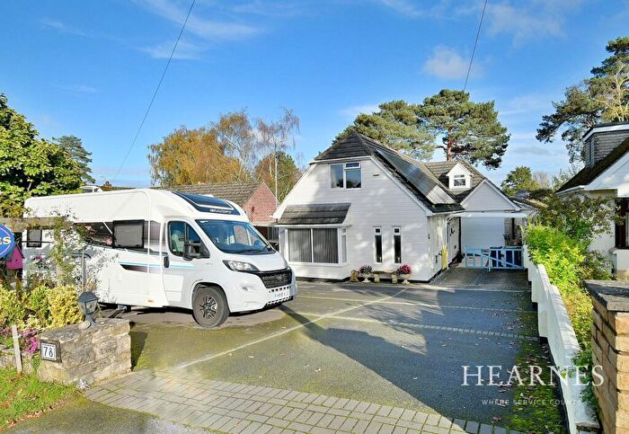 4 Bedroom Detached House For Sale In Ameysford Road, Ferndown, BH22