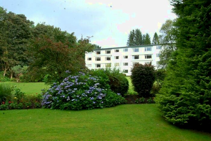 2 Bedroom Flat To Rent In Strathclyde Court, Helensburgh, Argyll & Bute, G84