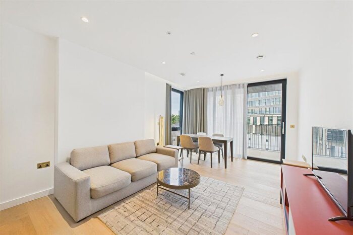 2 Bedroom Flat To Rent In Camley Street, London, N1C